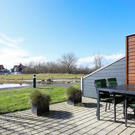 4 Person In Apartmán Bogense