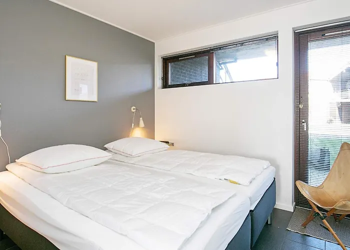 4 Person In Appartement *